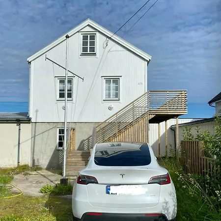 Modern Seaside House In 度假居 亨宁斯韦尔